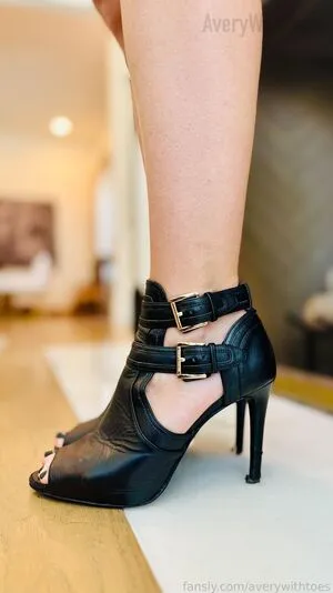Averywithtoes OnlyFans Leaked Free Thumbnail Picture - #WO8N1T2tse