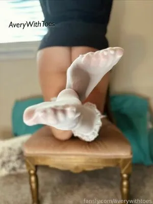 Averywithtoes OnlyFans Leaked Free Thumbnail Picture - #g2P2kLkc7F