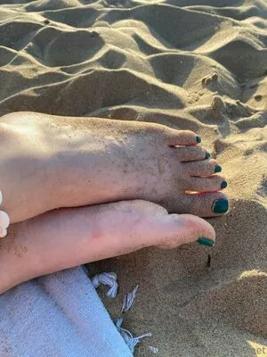 Averyysfeet OnlyFans Leaked Free Thumbnail Picture - #0EHd64JLO7
