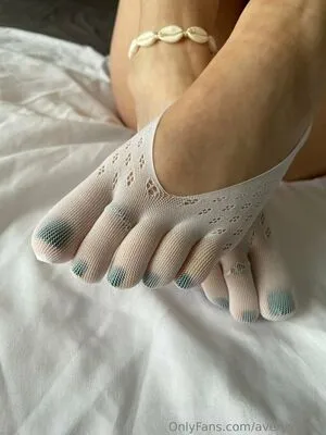 Averyysfeet OnlyFans Leaked Free Thumbnail Picture - #eJSTgfG2XW