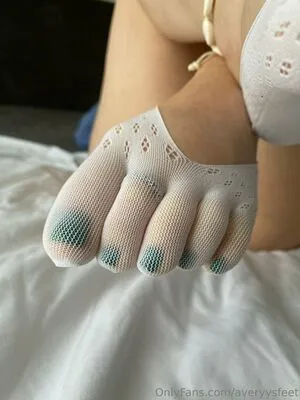 Averyysfeet OnlyFans Leaked Free Thumbnail Picture - #r3mZE8PKC9