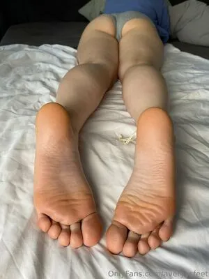 Averyysfeet OnlyFans Leaked Free Thumbnail Picture - #yg5bbc8mUC