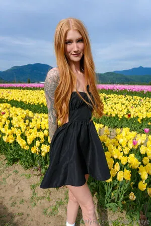 Averyyskye OnlyFans Leaked Free Thumbnail Picture - #ZDkH5KJOvy