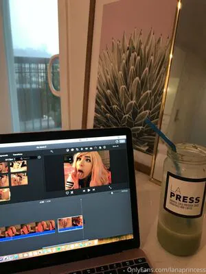 Avianaviolet OnlyFans Leaked Free Thumbnail Picture - #lwUU2jLao1