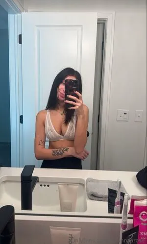 Aviannaarose OnlyFans Leaked Free Thumbnail Picture - #j2Wc8p0ISg