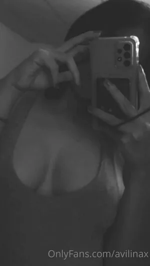 Avilinax OnlyFans Leaked Free Thumbnail Picture - #ZH11g4cJEq