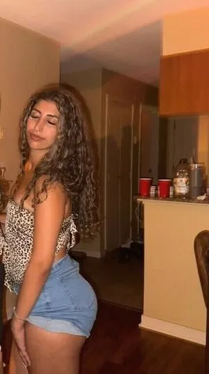 Avin Klpr OnlyFans Leaked Free Thumbnail Picture - #RfrlfuJCuT