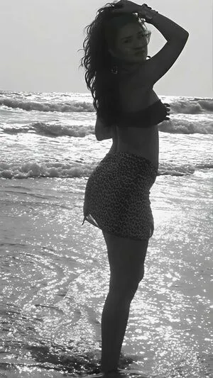 Avneet Kaur OnlyFans Leaked Free Thumbnail Picture - #EirMIP0Gg1