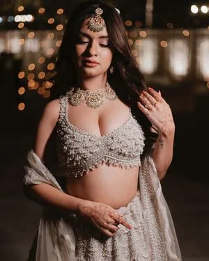 Avneet Kaur OnlyFans Leaked Free Thumbnail Picture - #VrxOzeKXXW
