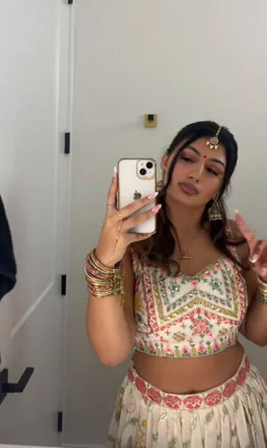 Avneet Kaur OnlyFans Leaked Free Thumbnail Picture - #hbauf4kTZN