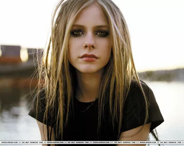 Avril Lavigne OnlyFans Leaked Free Thumbnail Picture - #0lu3vN1dln