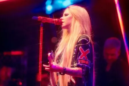 Avril Lavigne OnlyFans Leaked Free Thumbnail Picture - #1MsTRe2IYe