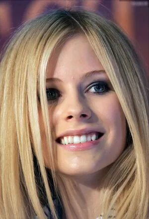 Avril Lavigne OnlyFans Leaked Free Thumbnail Picture - #8JR8A9s4KD