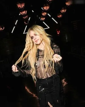 Avril Lavigne OnlyFans Leaked Free Thumbnail Picture - #9ugbYRXIYb