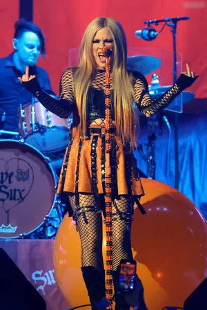 Avril Lavigne OnlyFans Leaked Free Thumbnail Picture - #PI78XULuvD