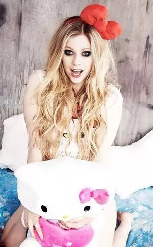 Avril Lavigne OnlyFans Leaked Free Thumbnail Picture - #ZXwh7Gxmqb