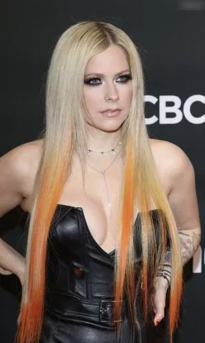 Avril Lavigne OnlyFans Leaked Free Thumbnail Picture - #rGqCPTNBu7