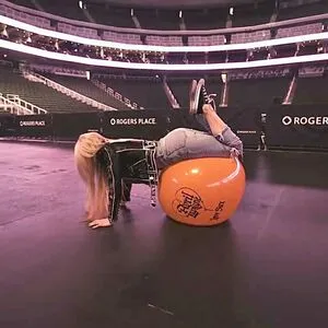 Avril Lavigne OnlyFans Leaked Free Thumbnail Picture - #sV55EP0Ggk