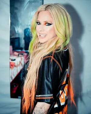 Avril Lavigne OnlyFans Leaked Free Thumbnail Picture - #uaWvIQzNAh