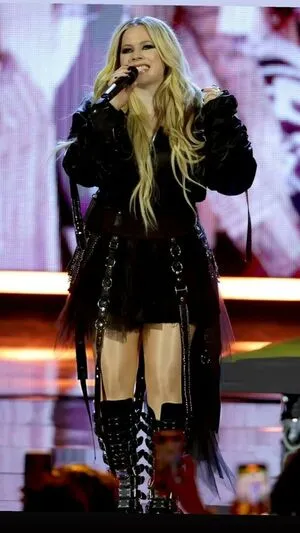 Avril Lavigne OnlyFans Leaked Free Thumbnail Picture - #zz6gh7K1ee
