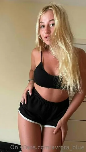 Avrora Blue OnlyFans Leaked Free Thumbnail Picture - #2phk1hy19m