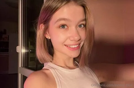 Avrora Blue OnlyFans Leaked Free Thumbnail Picture - #ZyH4tAVfe8