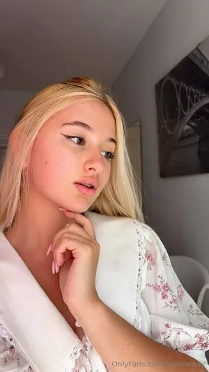 Avroralady OnlyFans Leaked Free Thumbnail Picture - #94hO2ycZ84