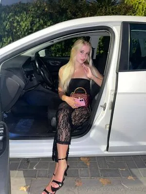 Avroralady OnlyFans Leaked Free Thumbnail Picture - #eZvS1f0IjU