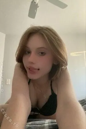 Avrrorka OnlyFans Leaked Free Thumbnail Picture - #AmvRX0TKSx