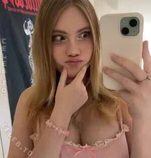 Avrrorka OnlyFans Leaked Free Thumbnail Picture - #d3babQLFFE