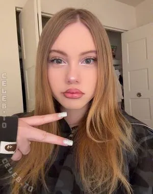 Avrrorka OnlyFans Leaked Free Thumbnail Picture - #dnOOeDbO6G