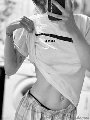 Awannabeyour OnlyFans Leaked Free Thumbnail Picture - #t33btqTujV