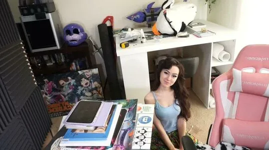 Awkspew Roo2 OnlyFans Leaked Free Thumbnail Picture - #4ZeCIEkABJ