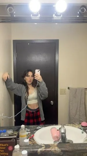 Awkspew Roo2 OnlyFans Leaked Free Thumbnail Picture - #afpKGcbsKS