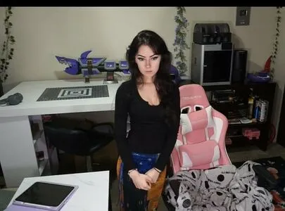 Awkspew Roo2 OnlyFans Leaked Free Thumbnail Picture - #jfb5Dy5Xxw