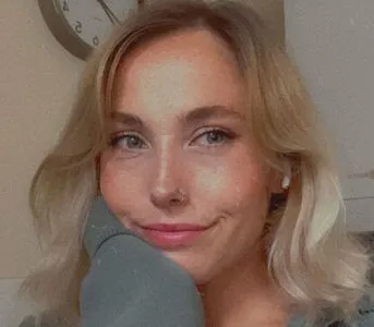 Aworyn OnlyFans Leaked Free Thumbnail Picture - #DIckTumS2E