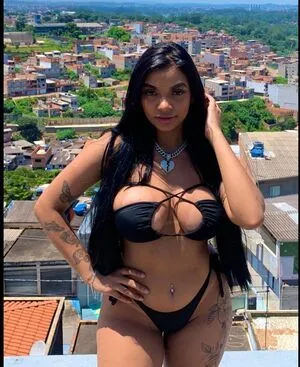 Awyneoficial OnlyFans Leaked Free Thumbnail Picture - #x5FZUKIdgo