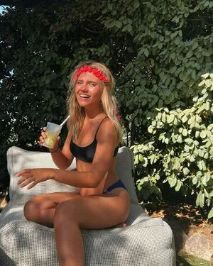 Axelle Maga OnlyFans Leaked Free Thumbnail Picture - #BWPFOtoyVl