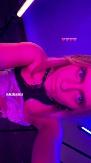 Axelle Maga OnlyFans Leaked Free Thumbnail Picture - #LLMaOHI2N9