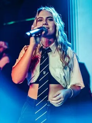 Axelle Maga OnlyFans Leaked Free Thumbnail Picture - #agoo3Zh44I