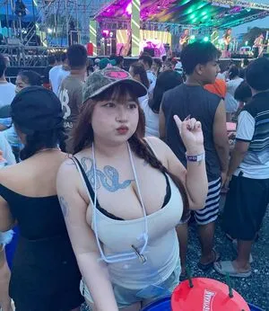 Axtchara OnlyFans Leaked Free Thumbnail Picture - #r3L3YwK20J