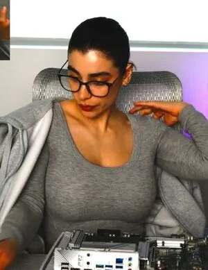 Ayaattt OnlyFans Leaked Free Thumbnail Picture - #HuH2EMBkwO
