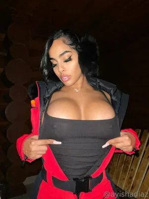 Ayisha Diaz Profile Thumbnail