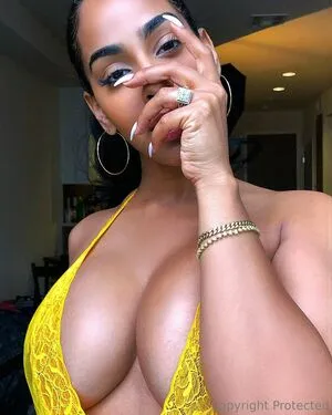 Ayisha Diaz OnlyFans Leaked Free Thumbnail Picture - #mALP9xnmB4