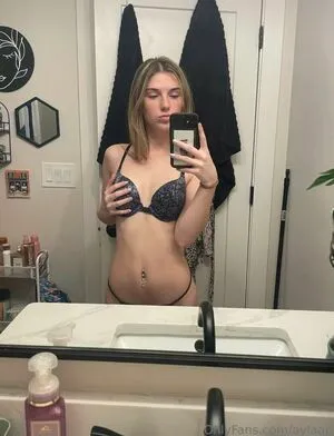 Aylaaaparkerrr OnlyFans Leaked Free Thumbnail Picture - #dvVYM2AciY