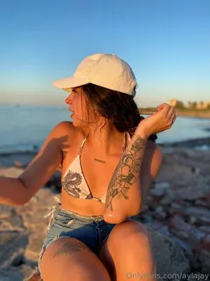 Aylajay OnlyFans Leaked Free Thumbnail Picture - #LWgMc9rD9t