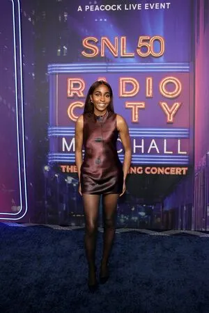 Ayo Edebiri OnlyFans Leaked Free Thumbnail Picture - #STR0e7E9ZI