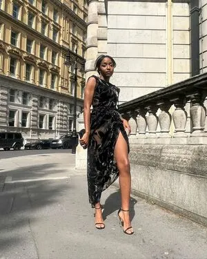 Ayo Edebiri OnlyFans Leaked Free Thumbnail Picture - #fbe7xWbRsF