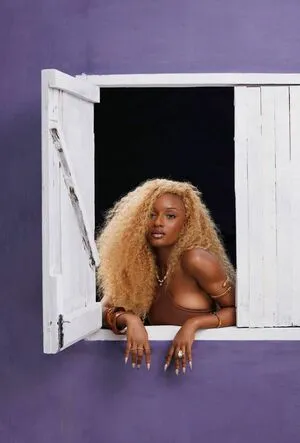 Ayra Starr OnlyFans Leaked Free Thumbnail Picture - #LU2MjiWMjB