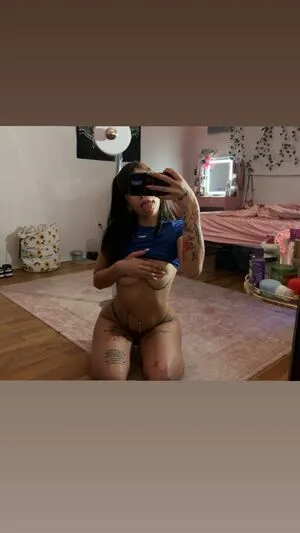 Ayre OnlyFans Leaked Free Thumbnail Picture - #d2O6PkzZNC